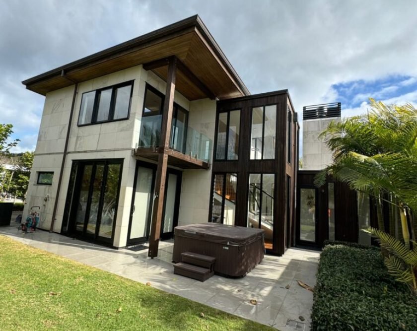 WhatsApp-Image-2025-07-22-at-16.19.29-768x1024